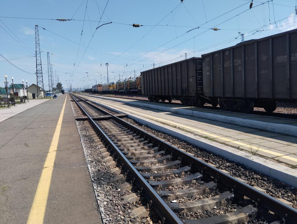 Уважаемые автомобилисты, жители Аскизского района напоминаем что железнодорожный переезд – это объект повышенной опасности